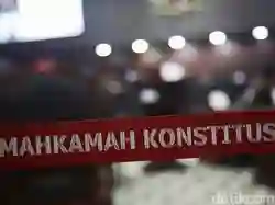 Hakim MK Menolak Tangani Perkara Sengketa Pilkada dari Daerah Asal